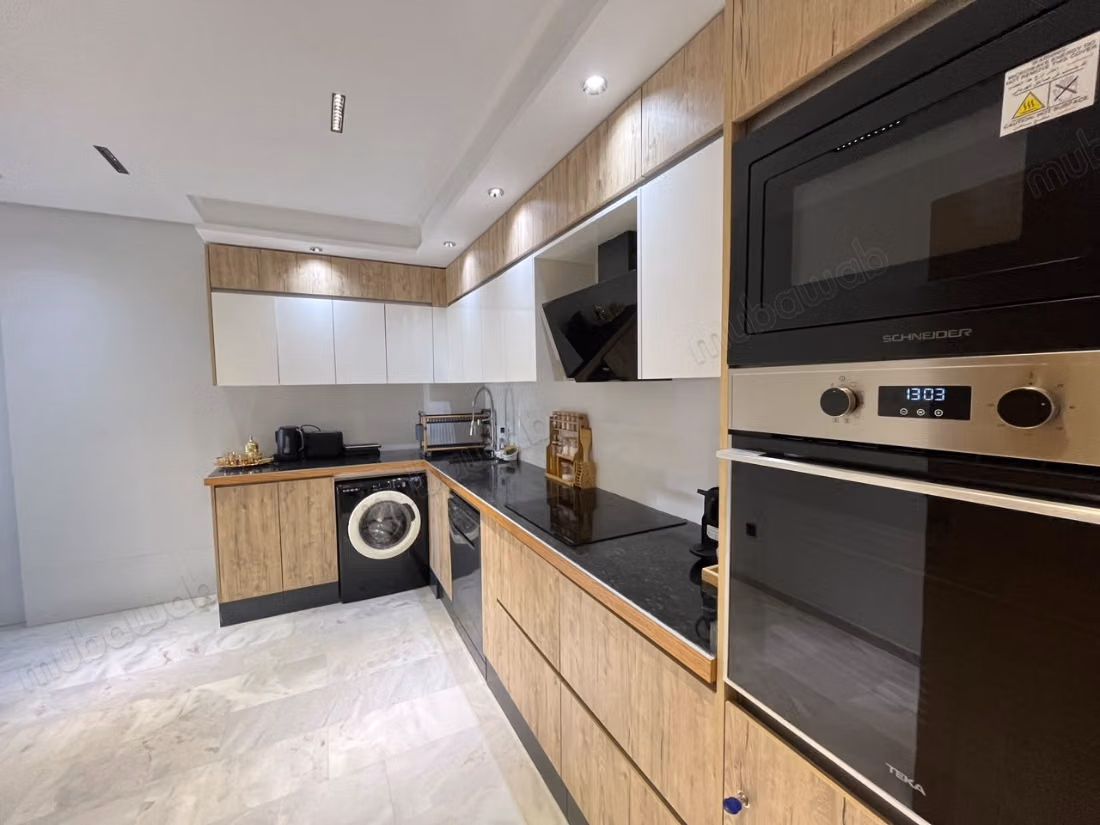 Bel appartement meublé à coté d'hôtel ibis