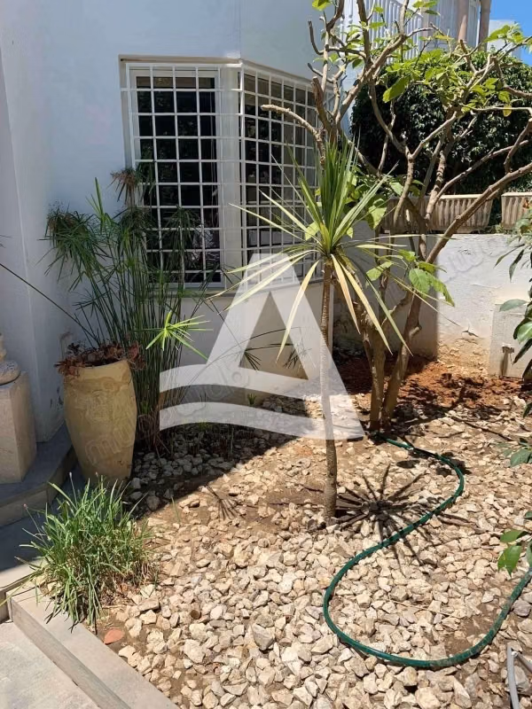 In affitto duplex S3 arredato nei Giardini di Cartagine