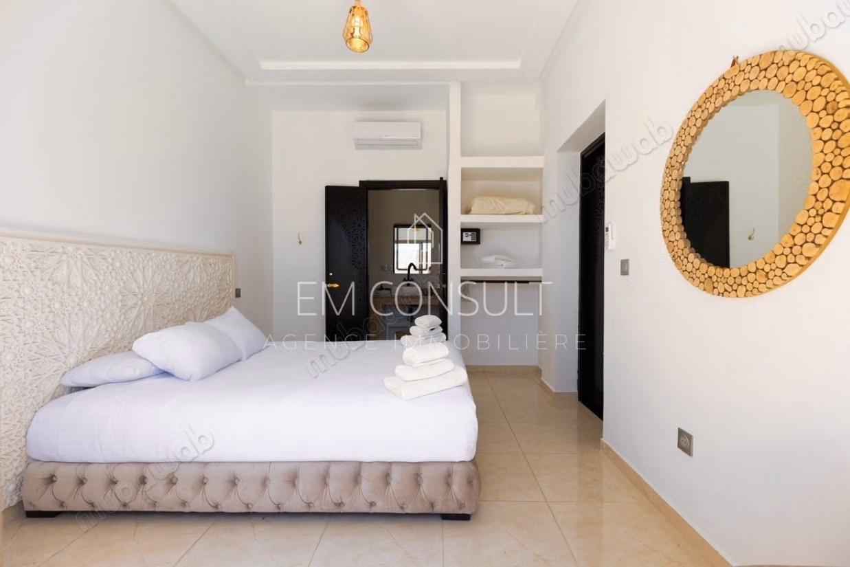 A vendre villa plein pied 4 suites rte ourika km 15