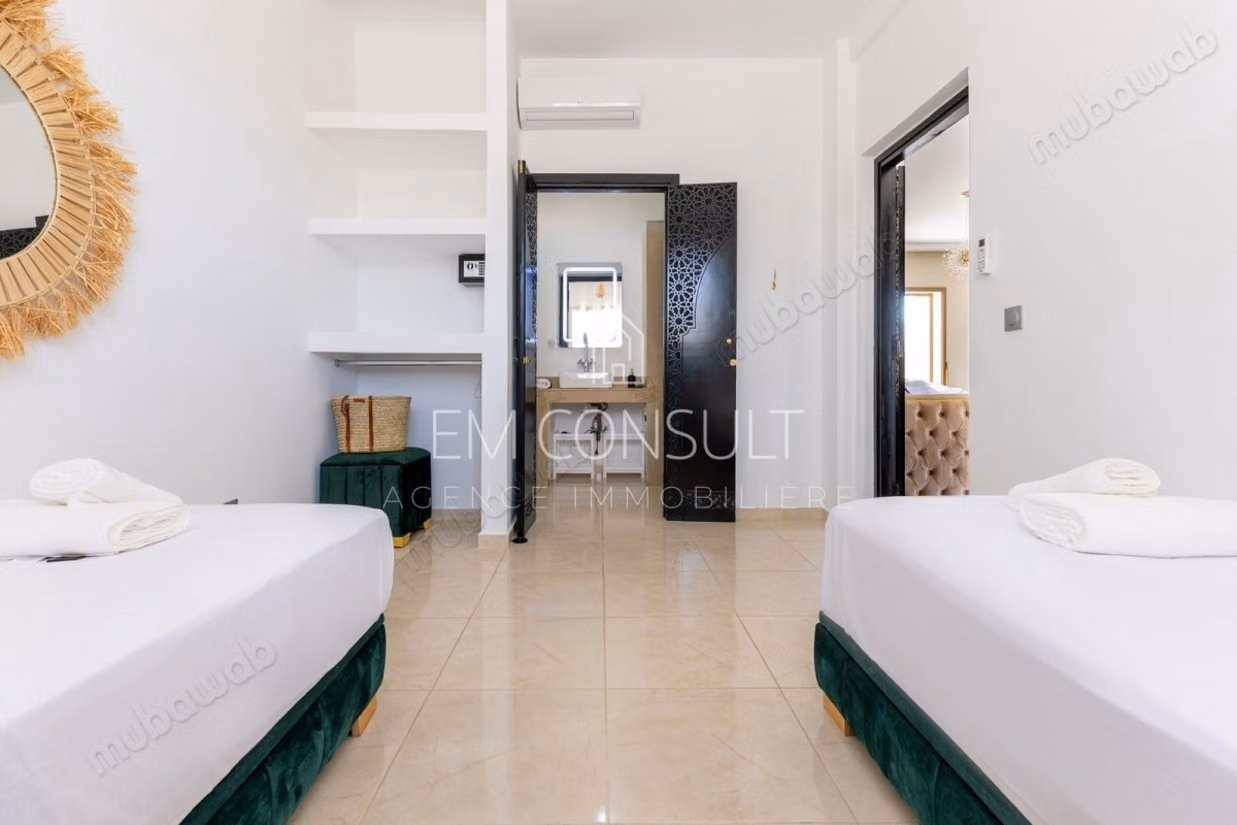 A vendre villa plein pied 4 suites rte ourika km 15