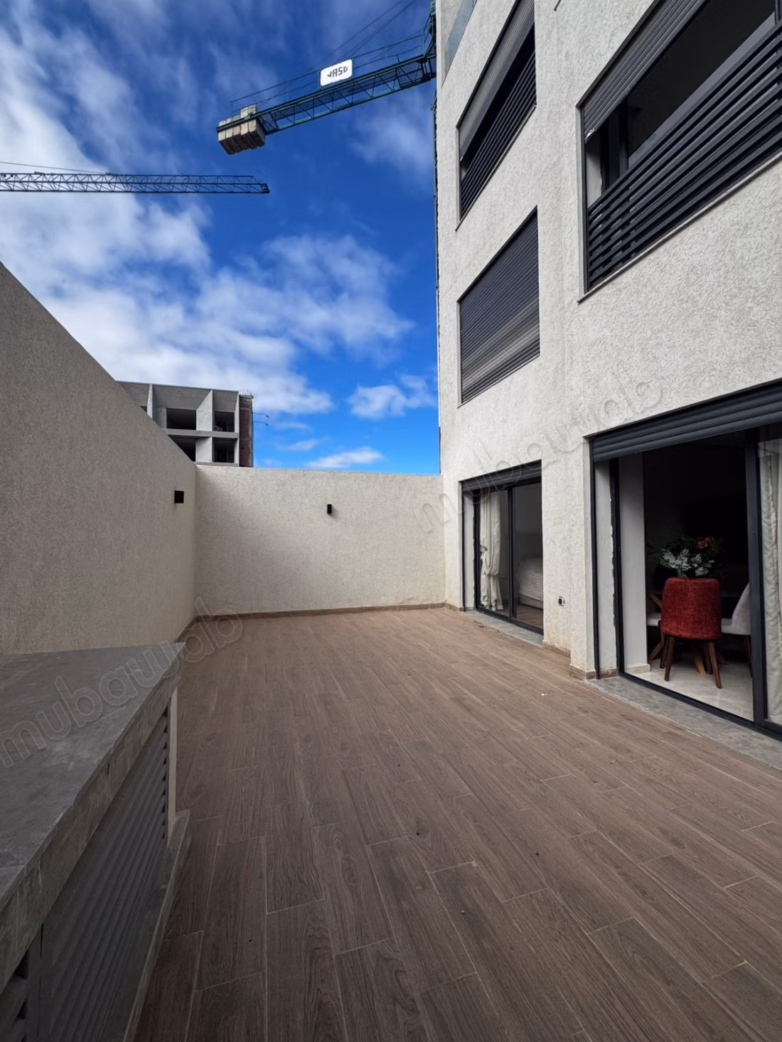 Studio meublé avec terrasse à louer – Bd Taddart