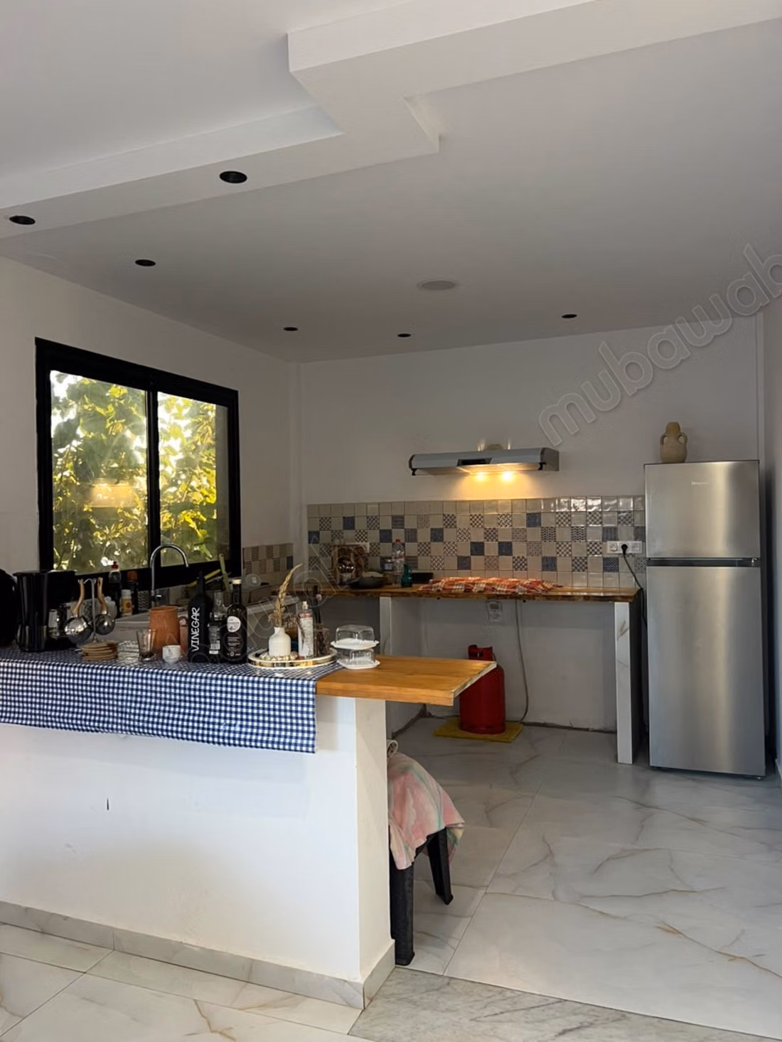 Appartement à louer à La Marsa 
lahwech Bien meublé