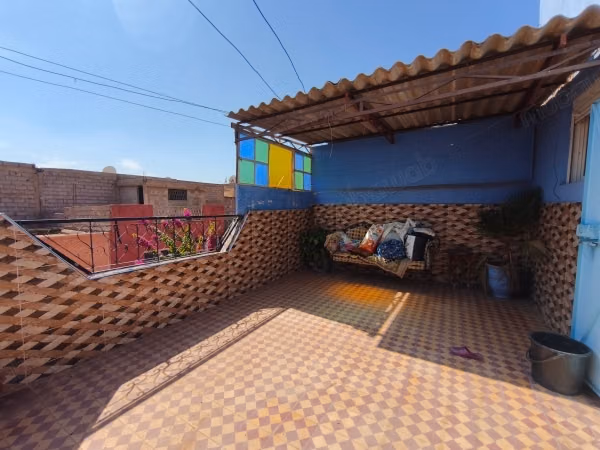 Maison de 99m2 en vente à Azli