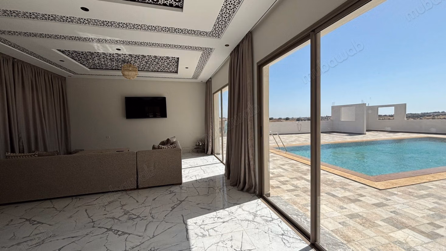 Villa 4 chambres en location longue durée