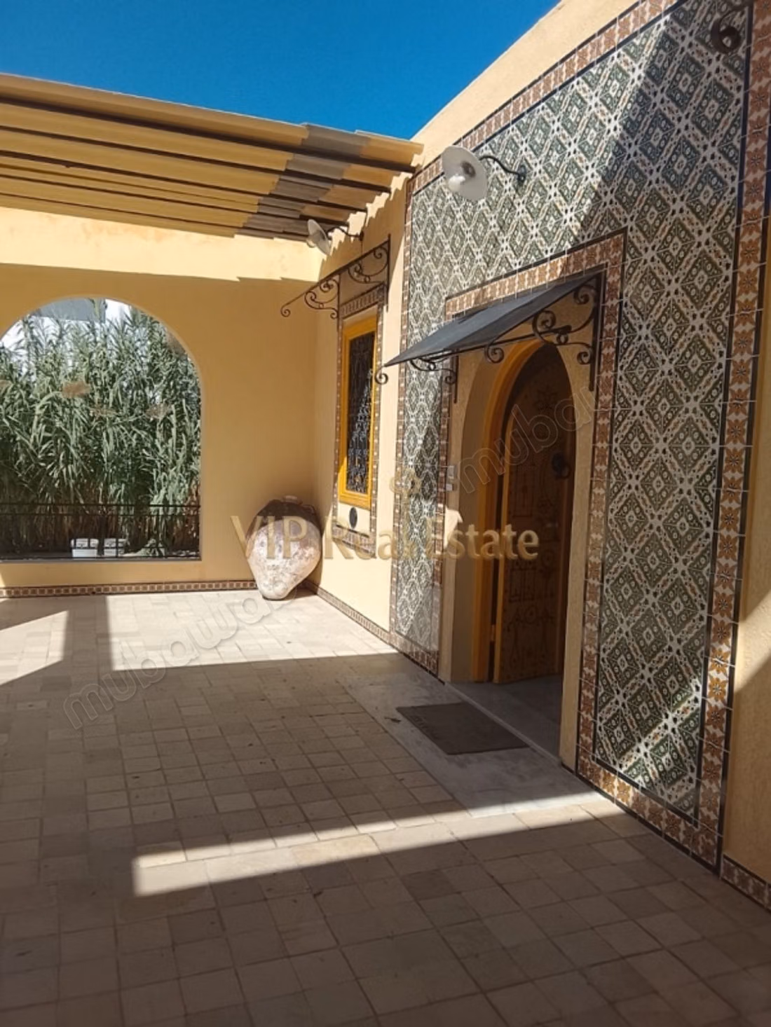 À Louer Villa Arabesque Meublée à Gammarth