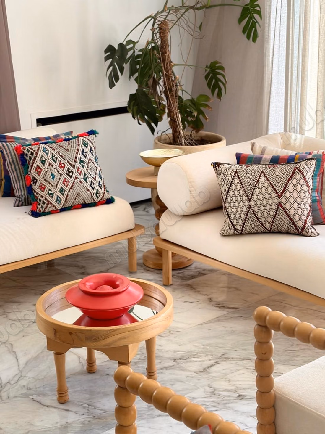 Villa moderna amueblada con aire acondicionado y calefacción central
