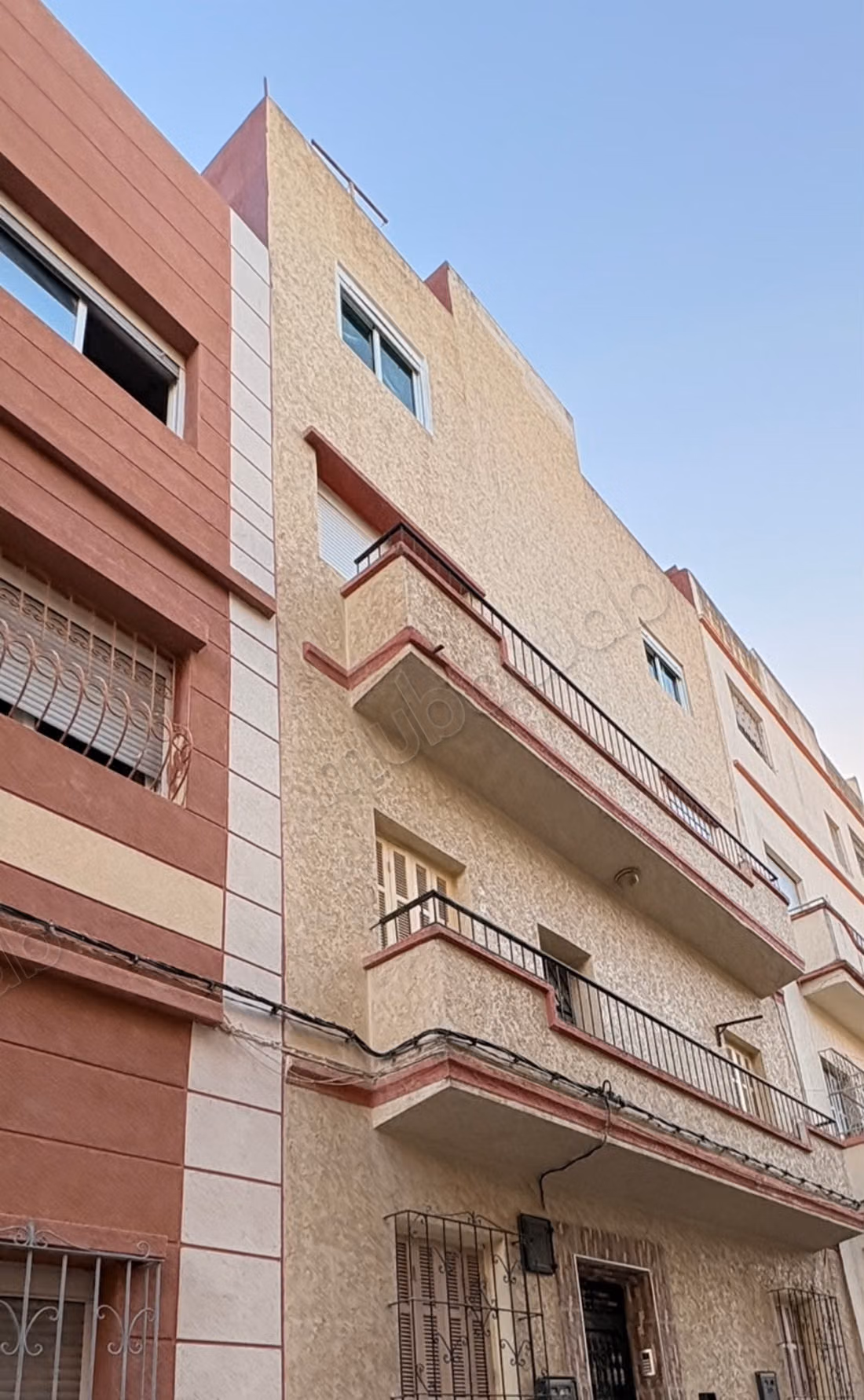 Maison de 4 étages à vendre à Souani