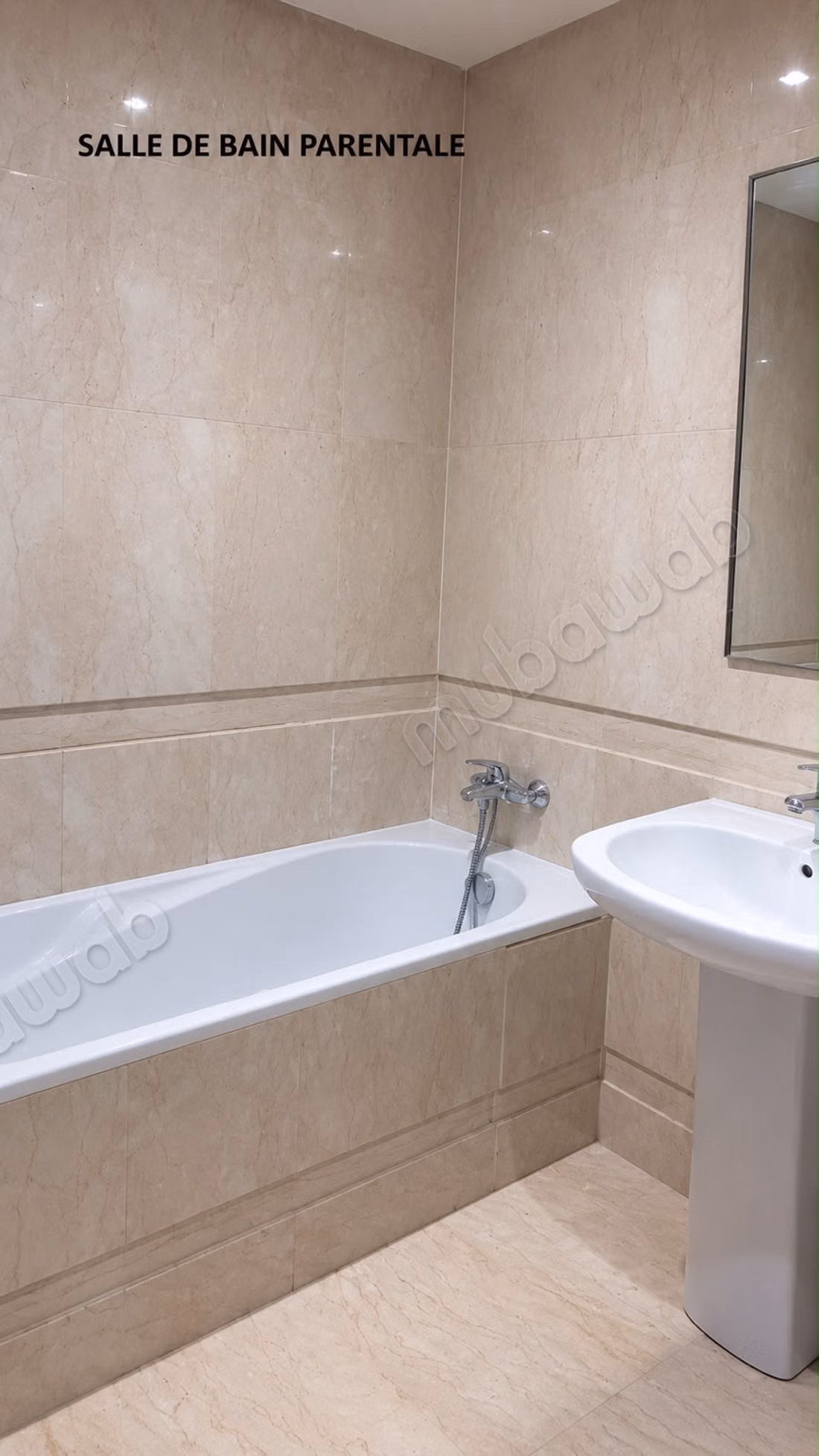 Zeer mooi 3-slaapkamer appartement te koop in les princesses