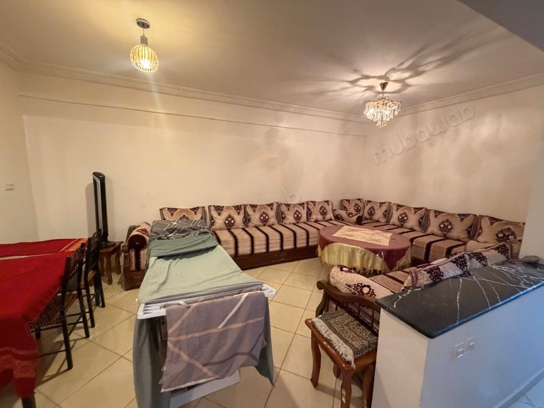 Appartement meublé de 130 m² à louer av des far