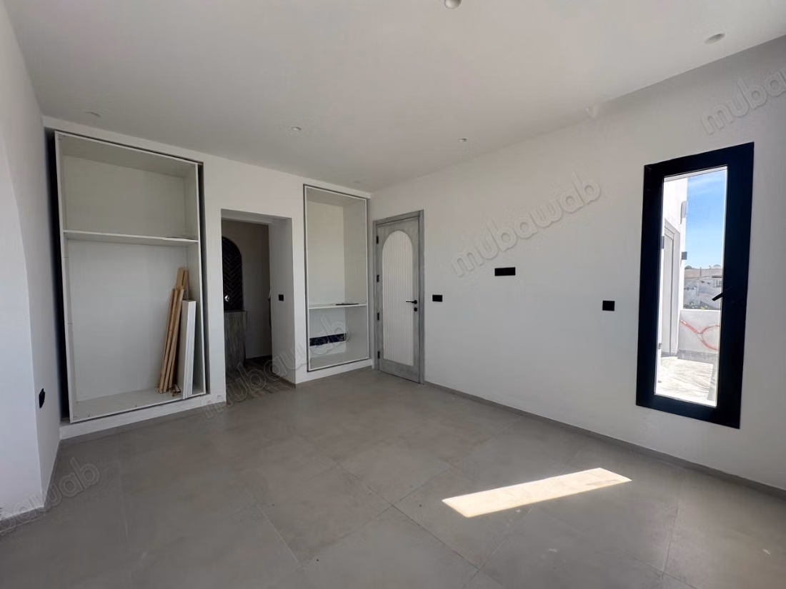 In vendita villa nuova