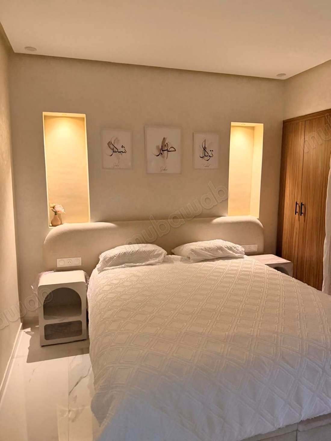 Appartement 2 chambres et salonen rez de jardin dans résidence vu atlas