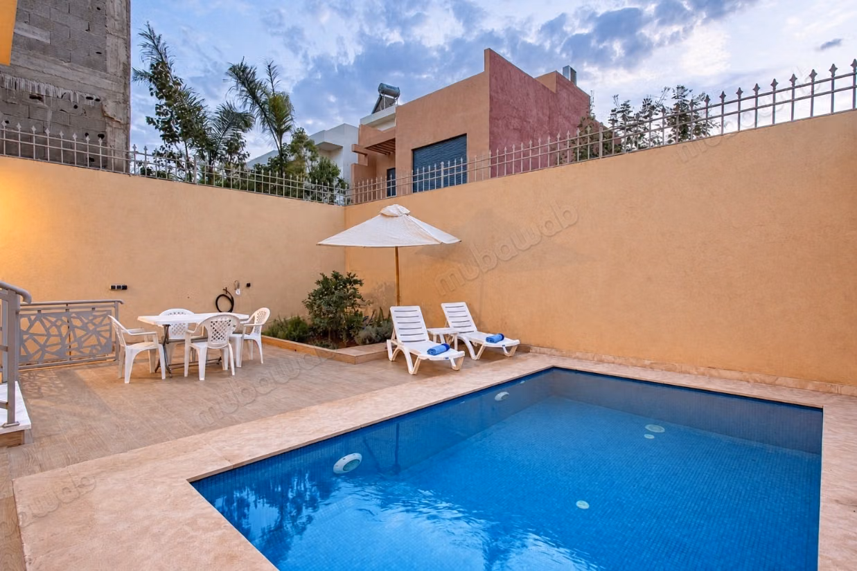Belle petite villa tt neuve à Argan Golf Resort