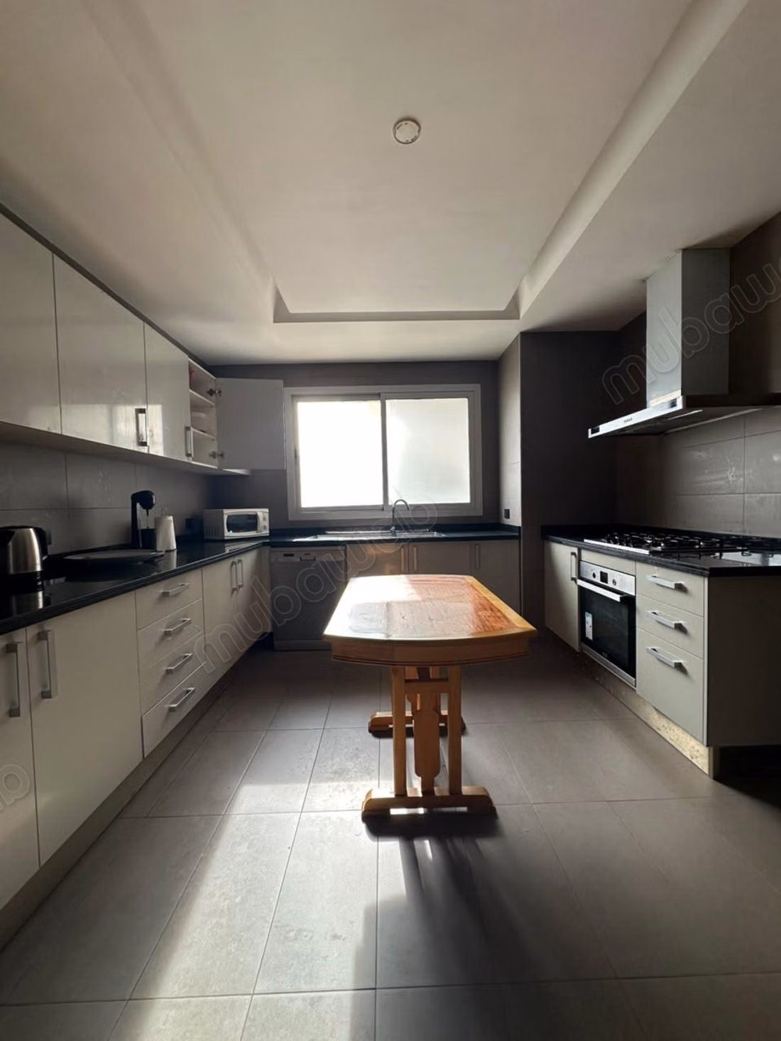 Louez cet appartement à Haut Agdal. 
2 chambres agréables. 
Meublé