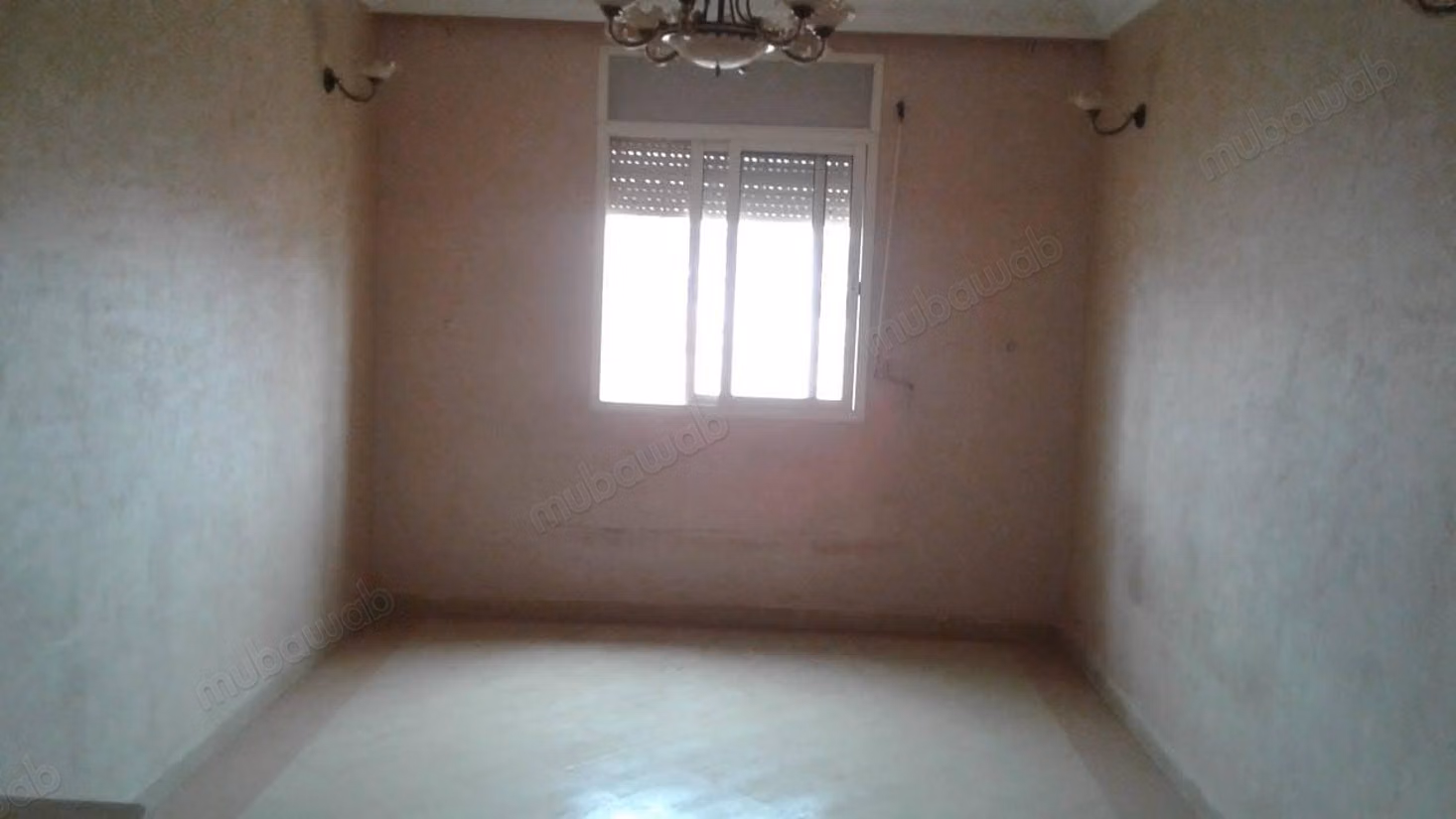 Bel appartement en location à Route de Safi.
Superficie 90 m².
Grande terrasse