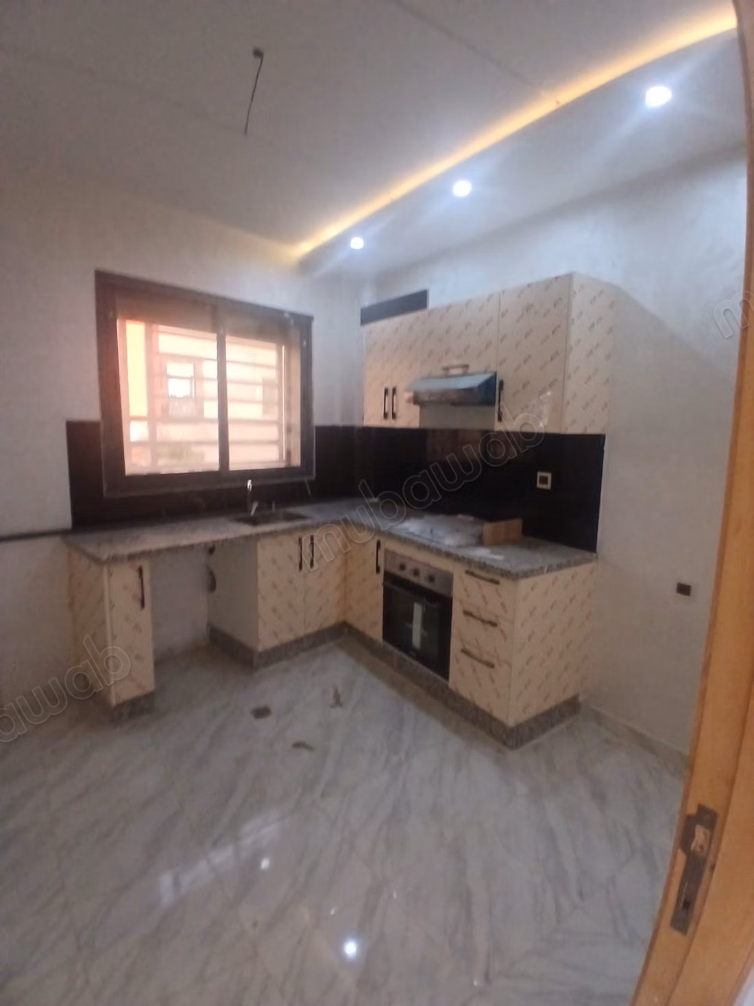 Vend appartement à Bir Rami Est. 
Surface de 60 m²