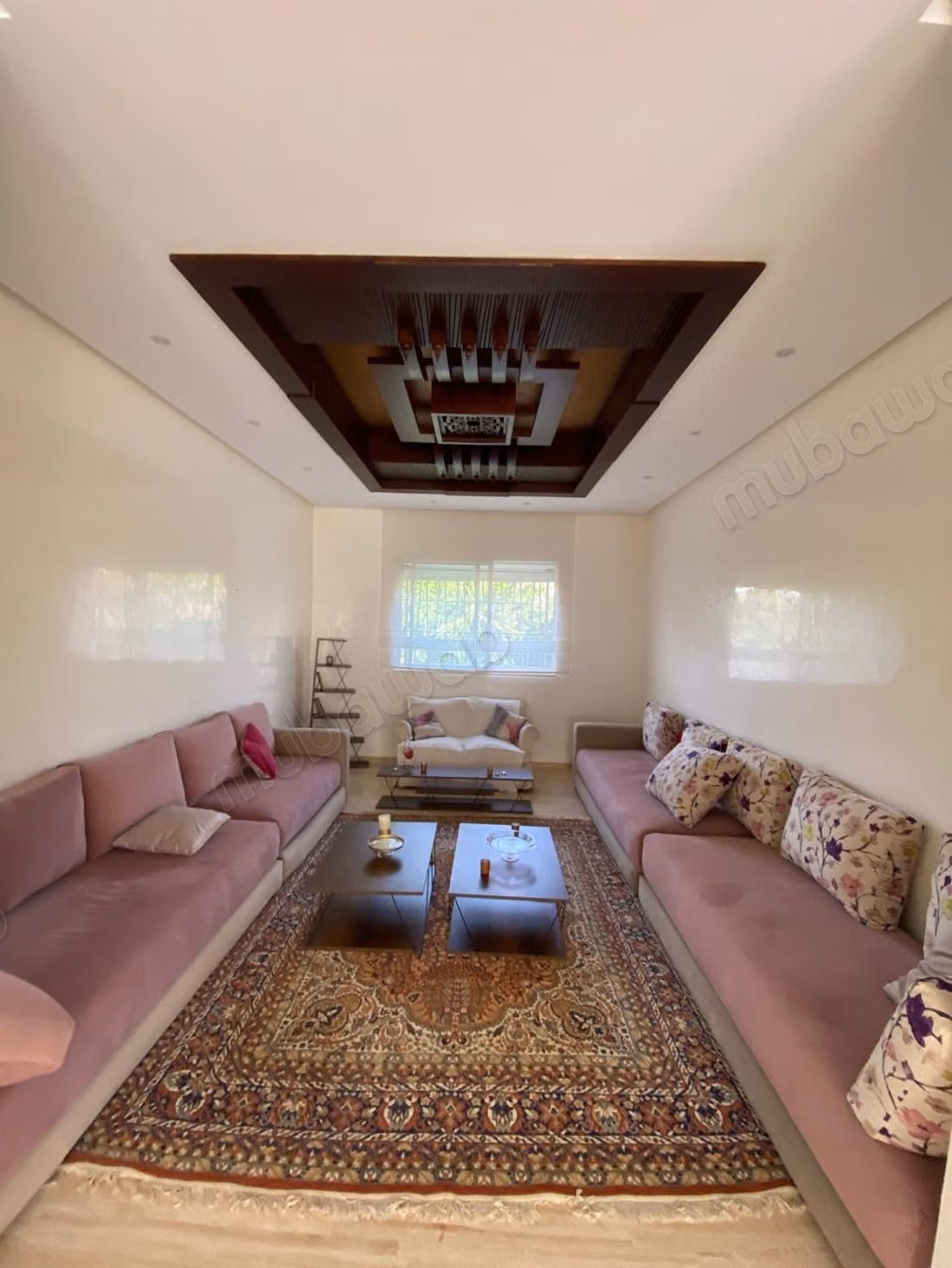Villa de luxe à louer vide à El Menzeh