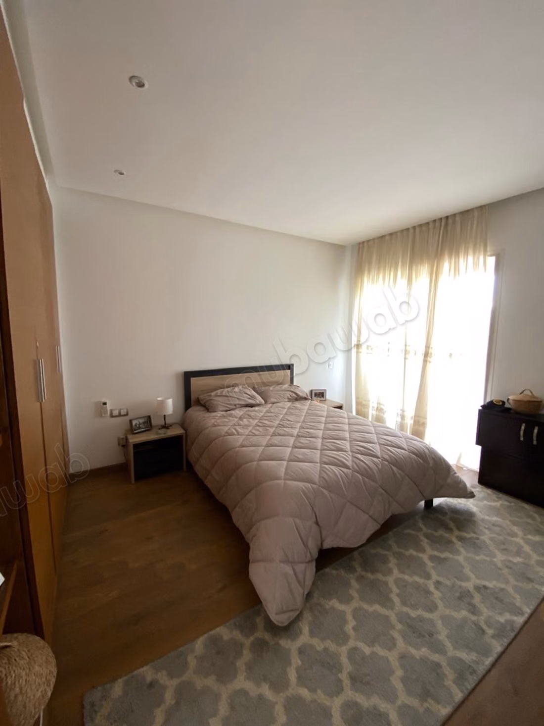 Villa de luxe à louer vide à El Menzeh