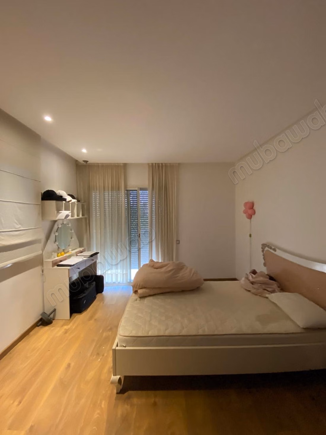 Villa de luxe à louer vide à El Menzeh