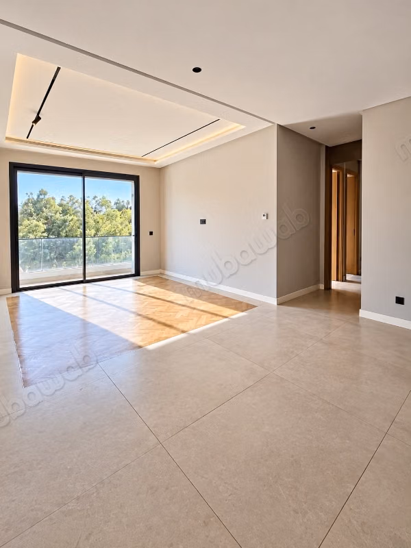 Bonito apartamento en alquiler en CIL cerca de CFC 3 habitaciones. Residencia de muy alto nivel