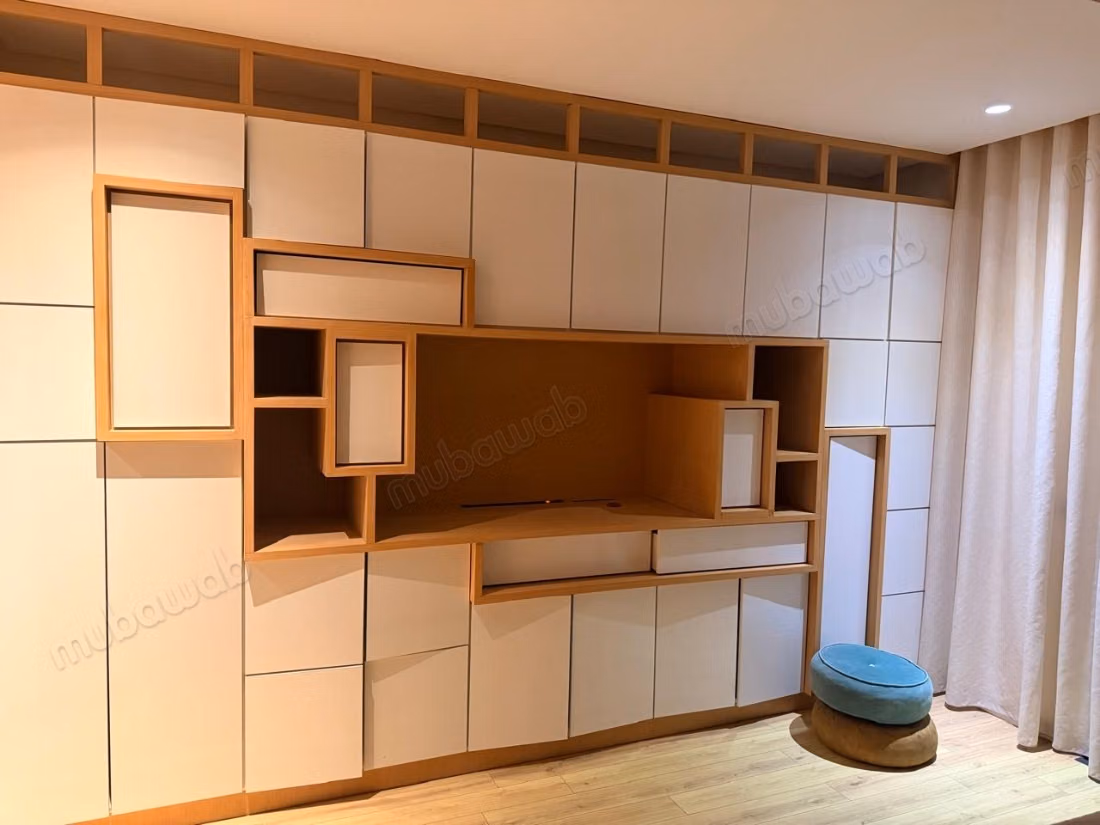 Appartement en location à Prestigia Hay Riyad. Surface totale 220 m². Spacieux salon européen