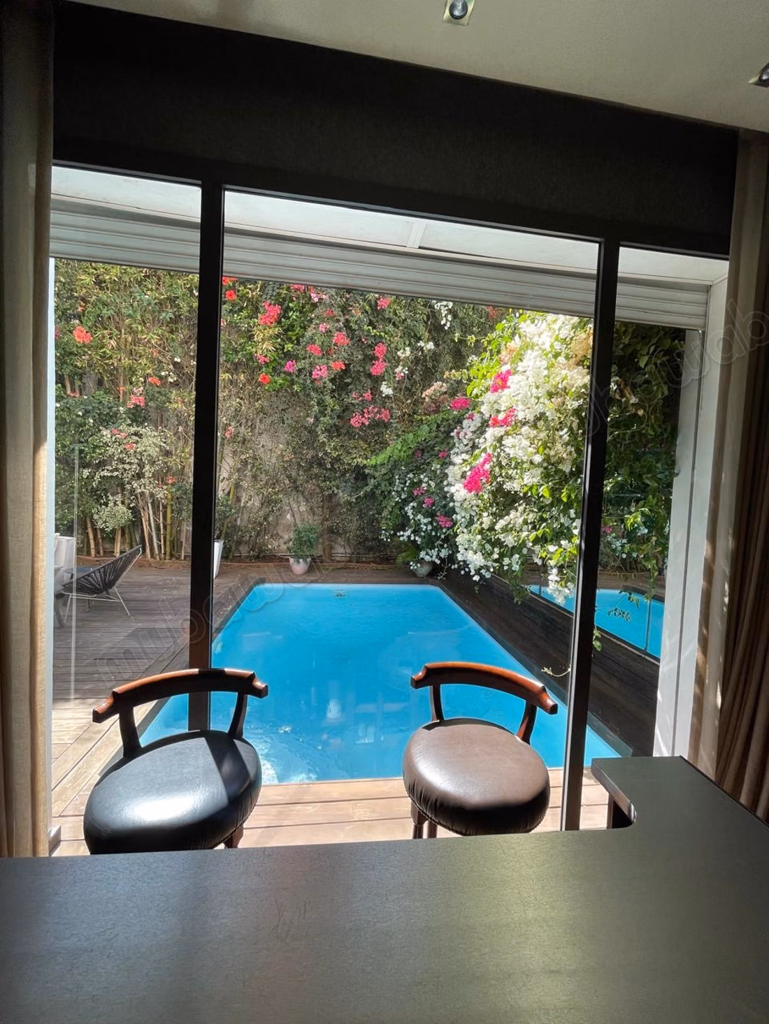 Luxurious villa for sale in Ain Diab Extension. Area 450 m². Air conditioning and pool