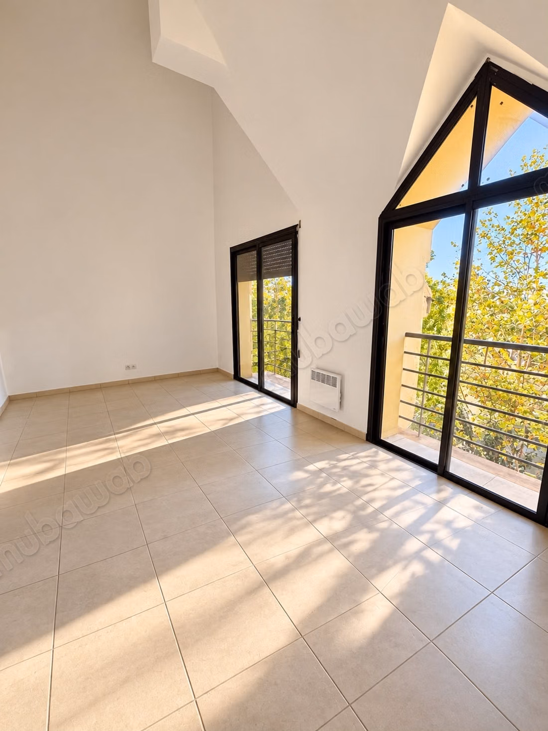 Immeuble entier neuf – Résidence Suisse, Ifrane