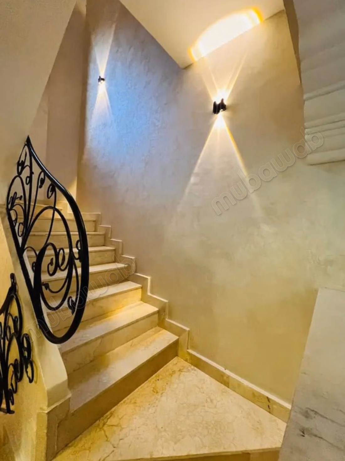 Agnifique duplex trois chambres avec piscine en location