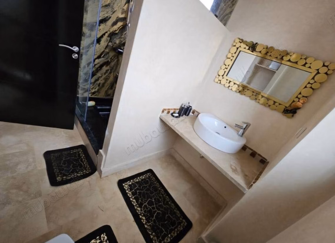 Agnifique duplex trois chambres avec piscine en location