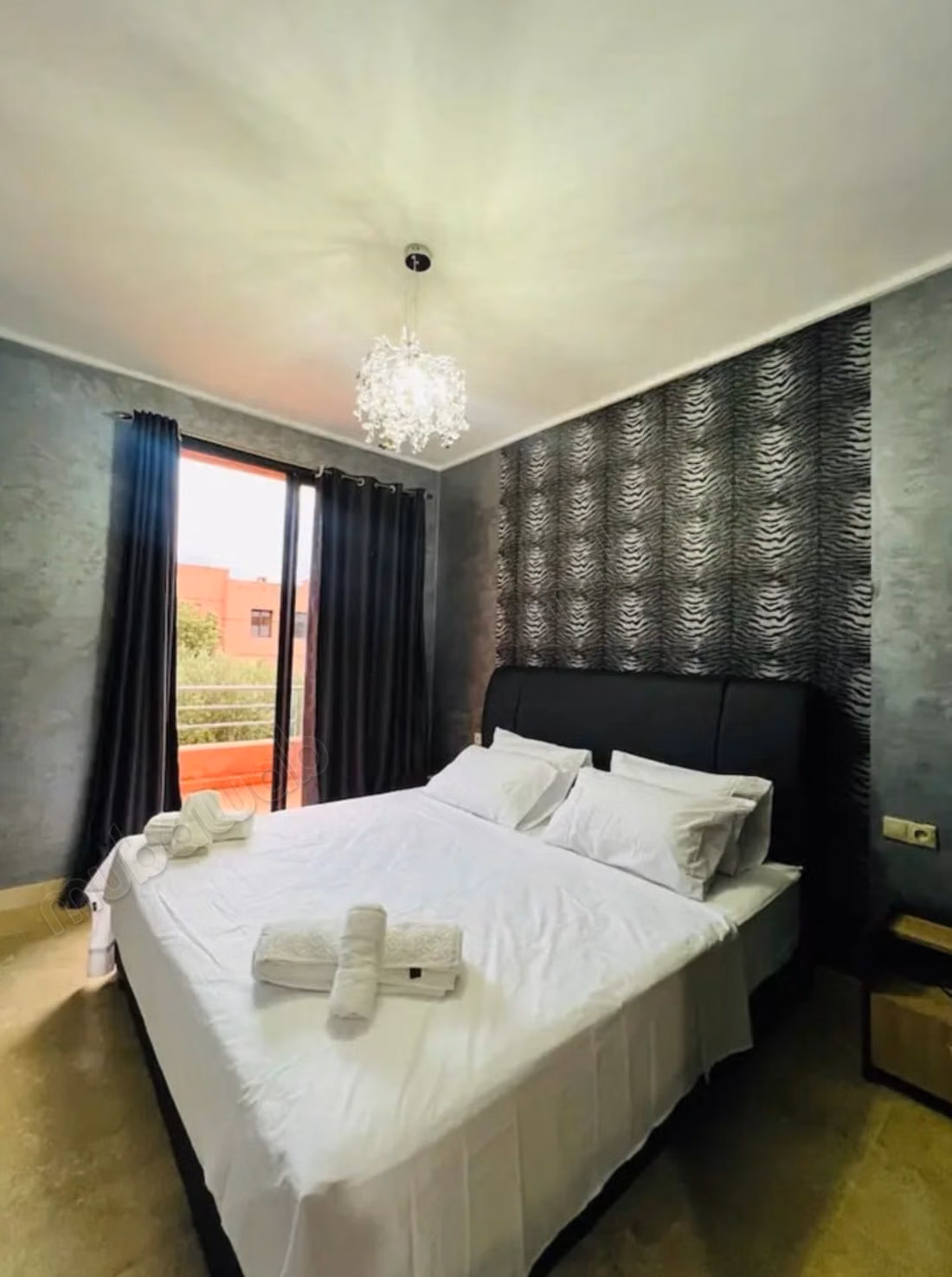 Agnifique duplex trois chambres avec piscine en location
