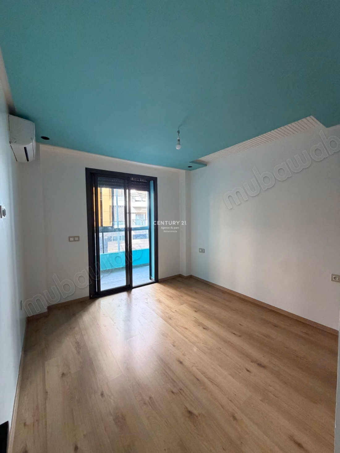 Studio semi meublé au Parc