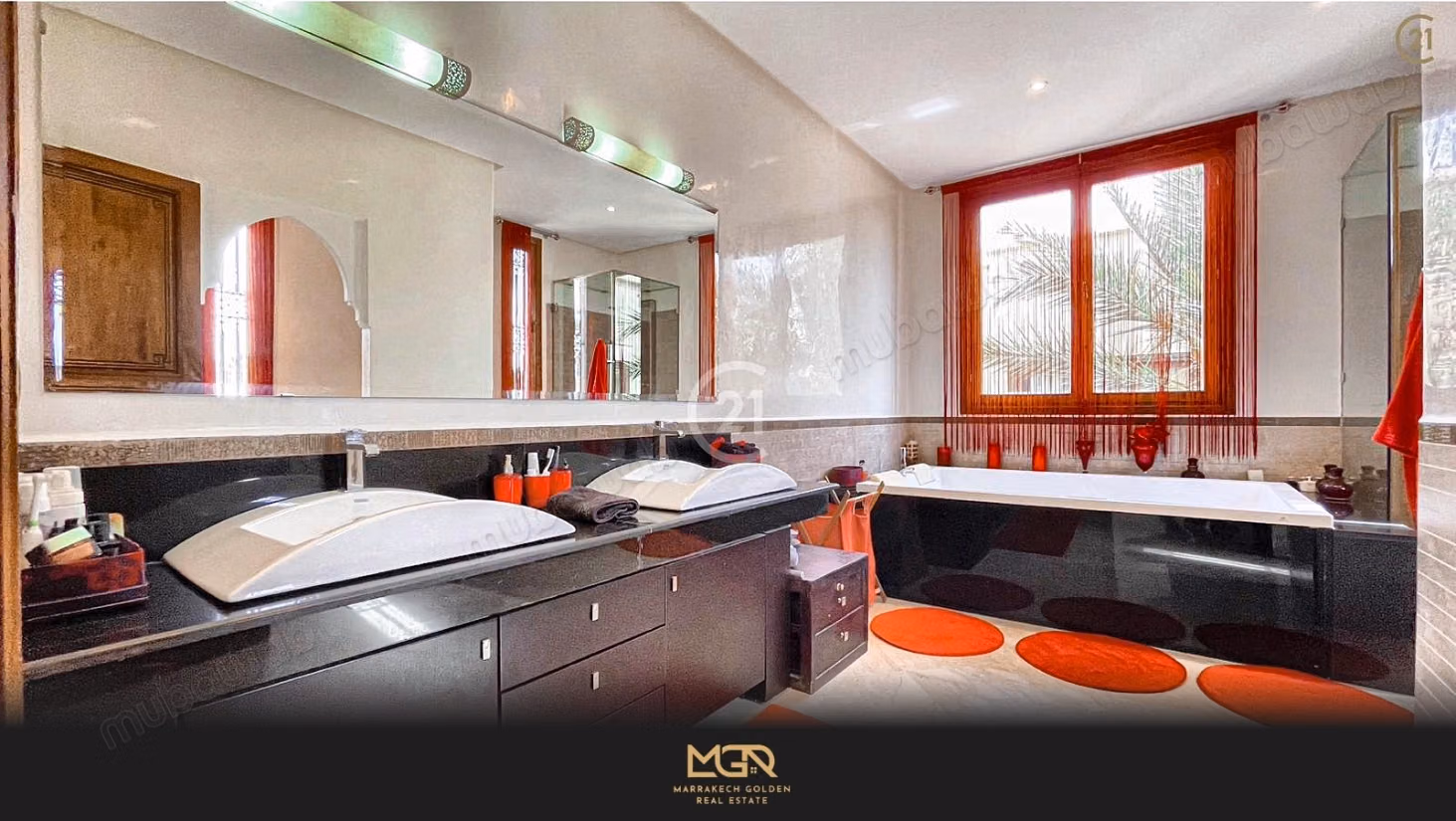 Villa de prestige 690 m² avec piscine sur 2 100 m², résidence sécurisée, Palmeraie, Marrakech