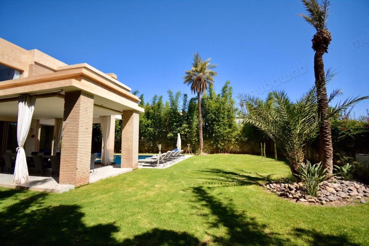 Villa d'exception meublée – carré des golfs, marrakech