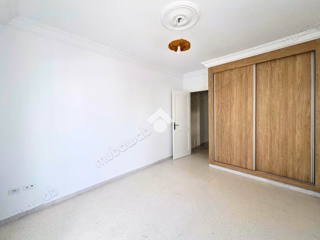 Etage de villa en location