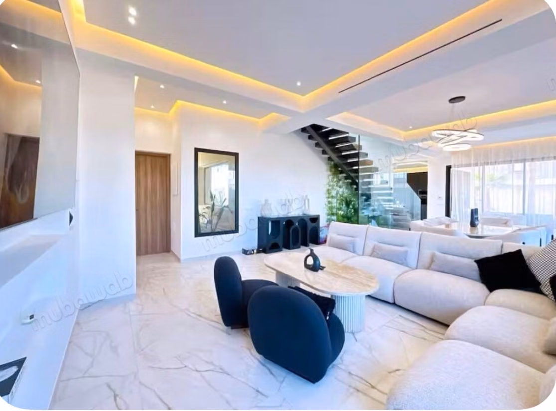 Te koop luxe villa aan de Route de l'Ourika. 6 comfortabele kamers. Goed ingericht