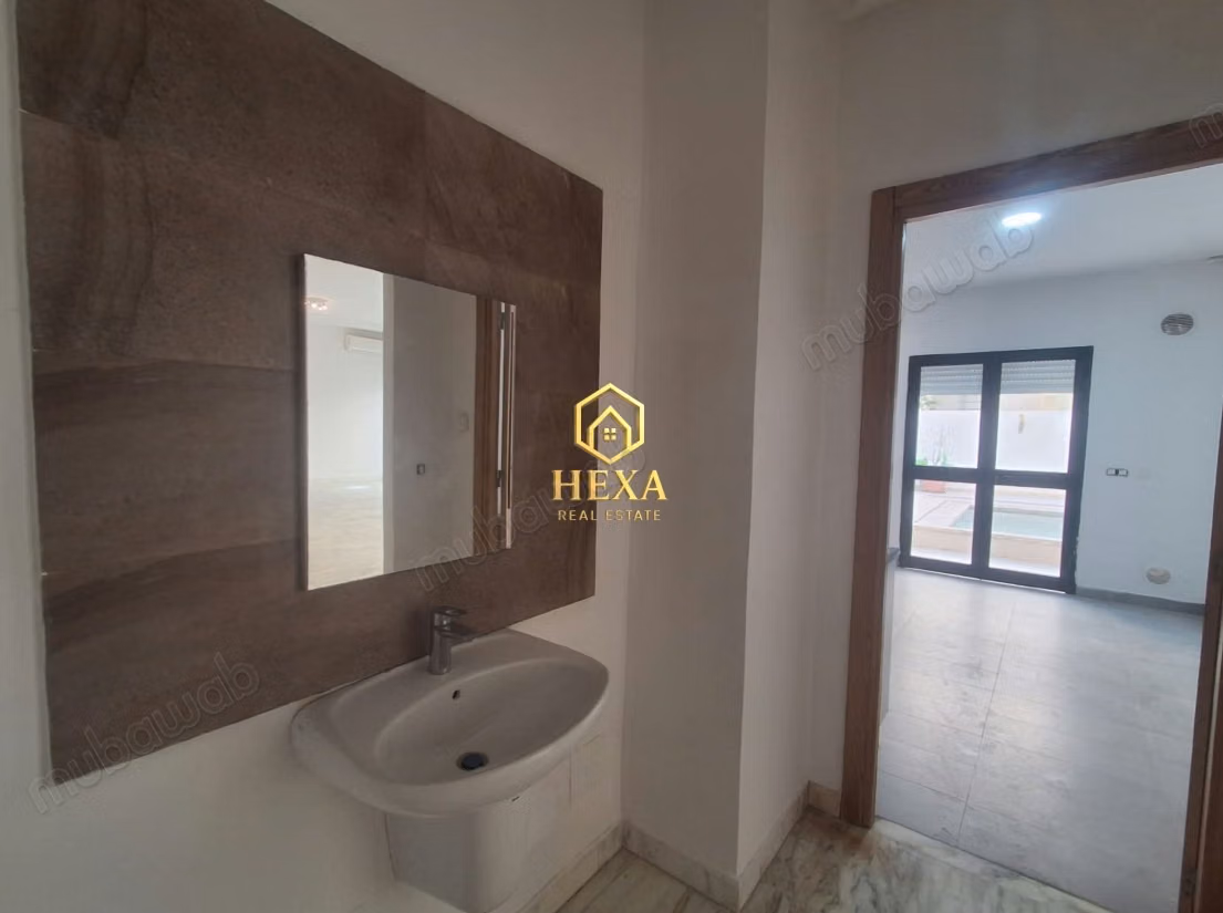 À louer duplex s4 avec piscine lac 2