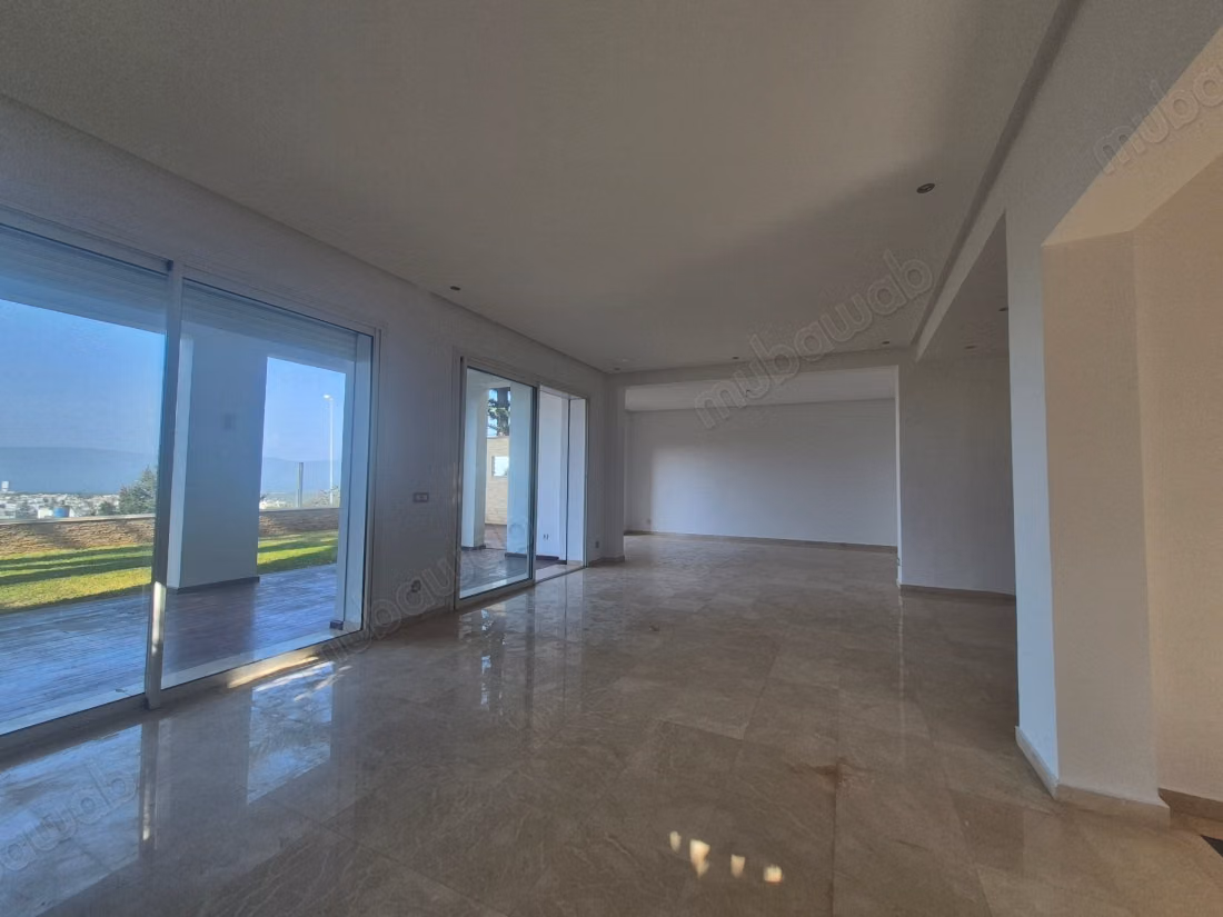 Villa jumelée vue mer à louer 
Ain Diab