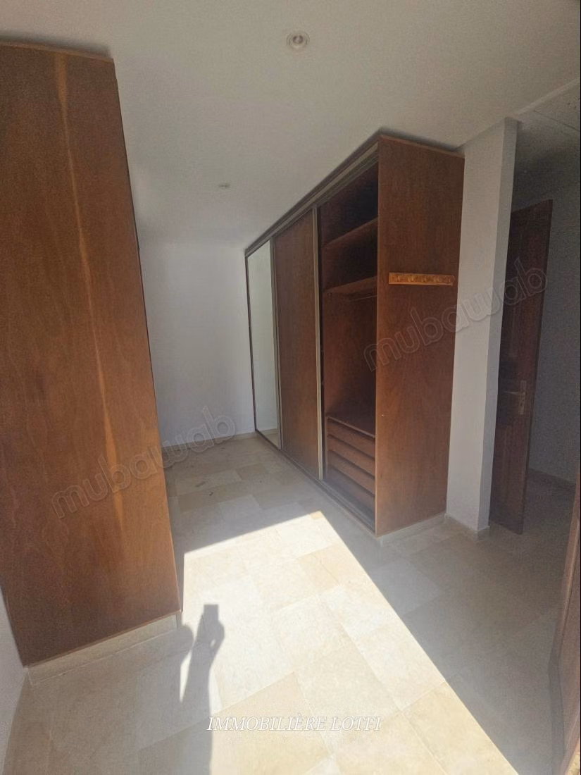 منزل جميل للإيجار في غمارت سوبرير. المساحة 320 م². تكييف هواء ومسبح