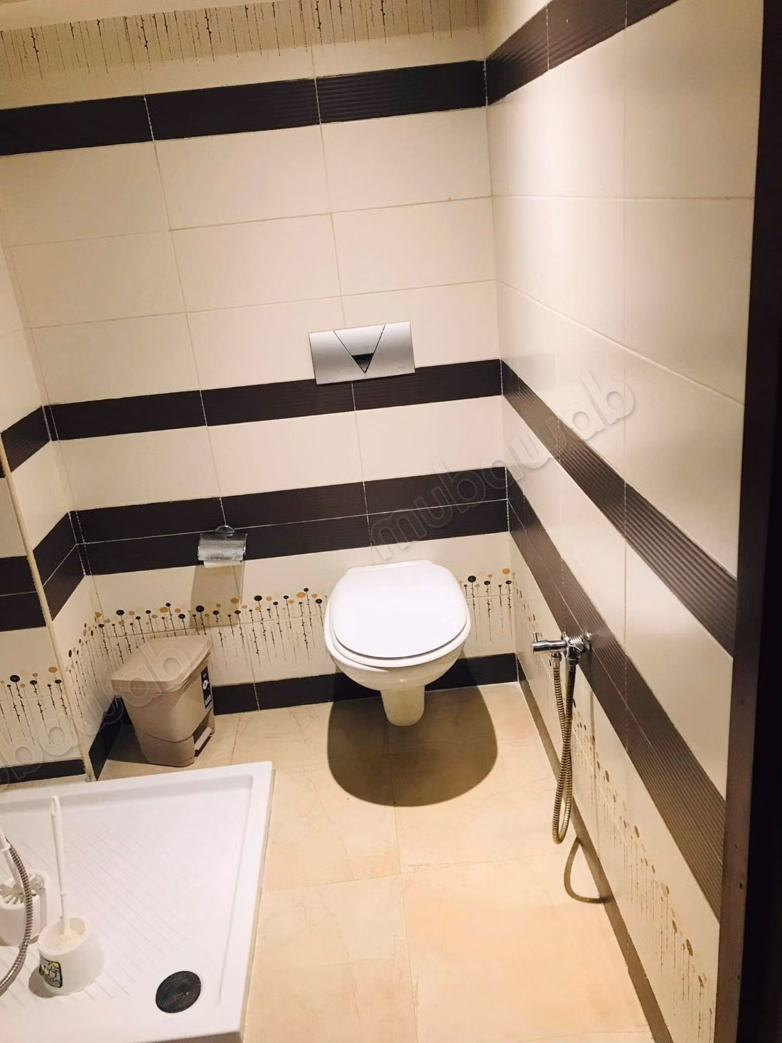 Proprietà in affitto a Cité El Khalil. 4 belle camere. Sistema satellitare e residenza sicura.