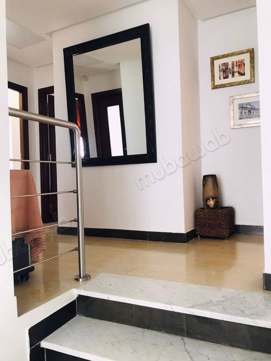 Proprietà in affitto a Cité El Khalil. 4 belle camere. Sistema satellitare e residenza sicura.