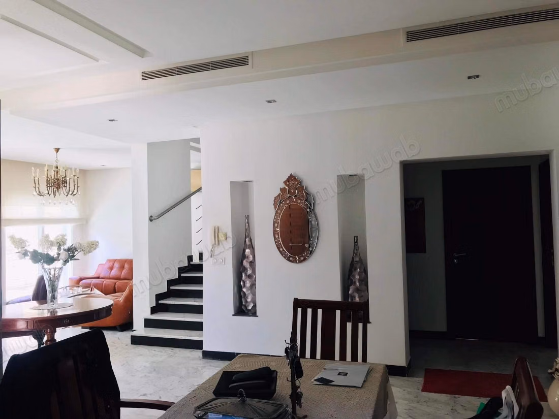 Proprietà in affitto a Cité El Khalil. 4 belle camere. Sistema satellitare e residenza sicura.