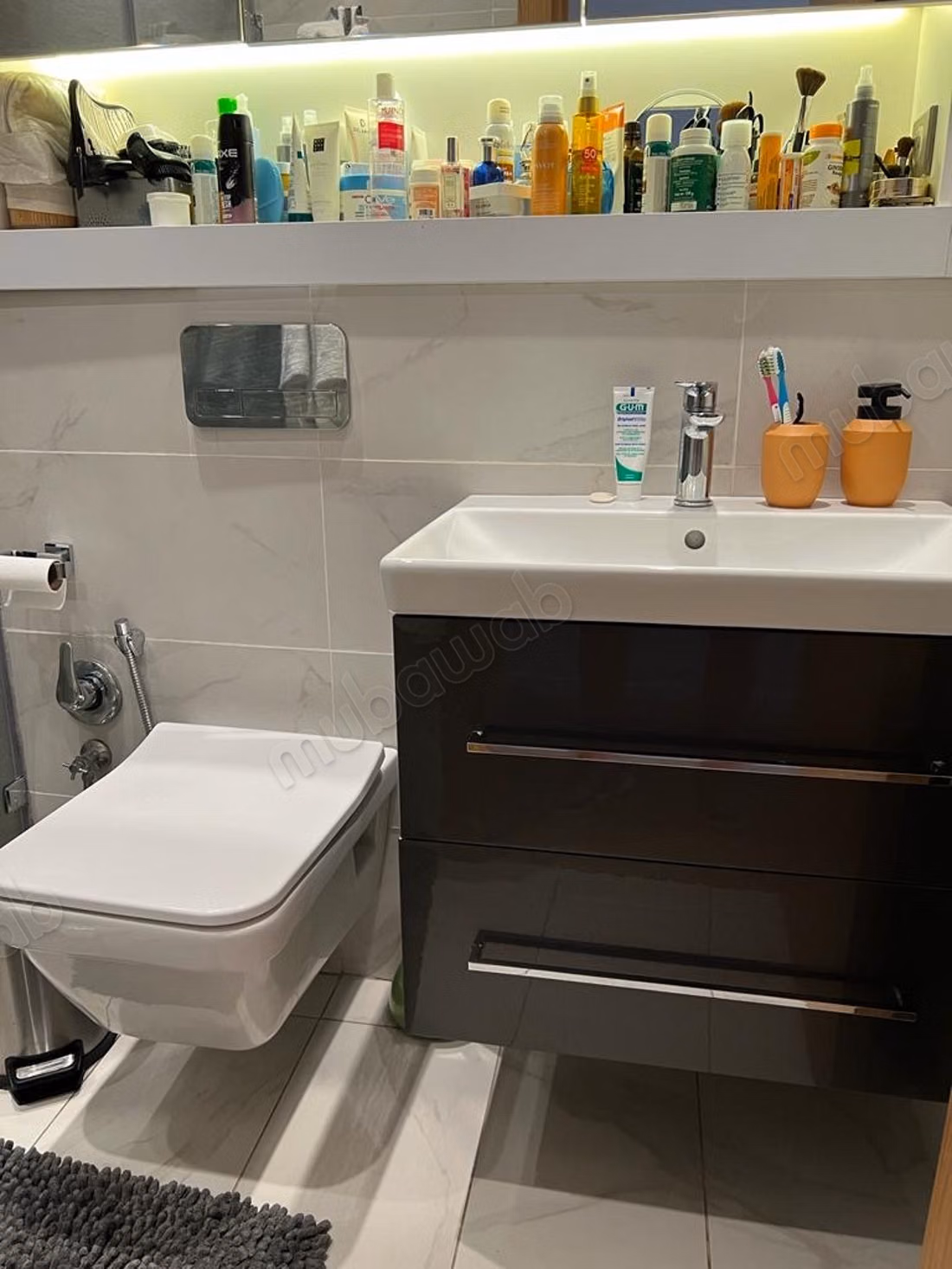 Appartement te huur in Racine. Oppervlakte 100 m². Goed ingericht