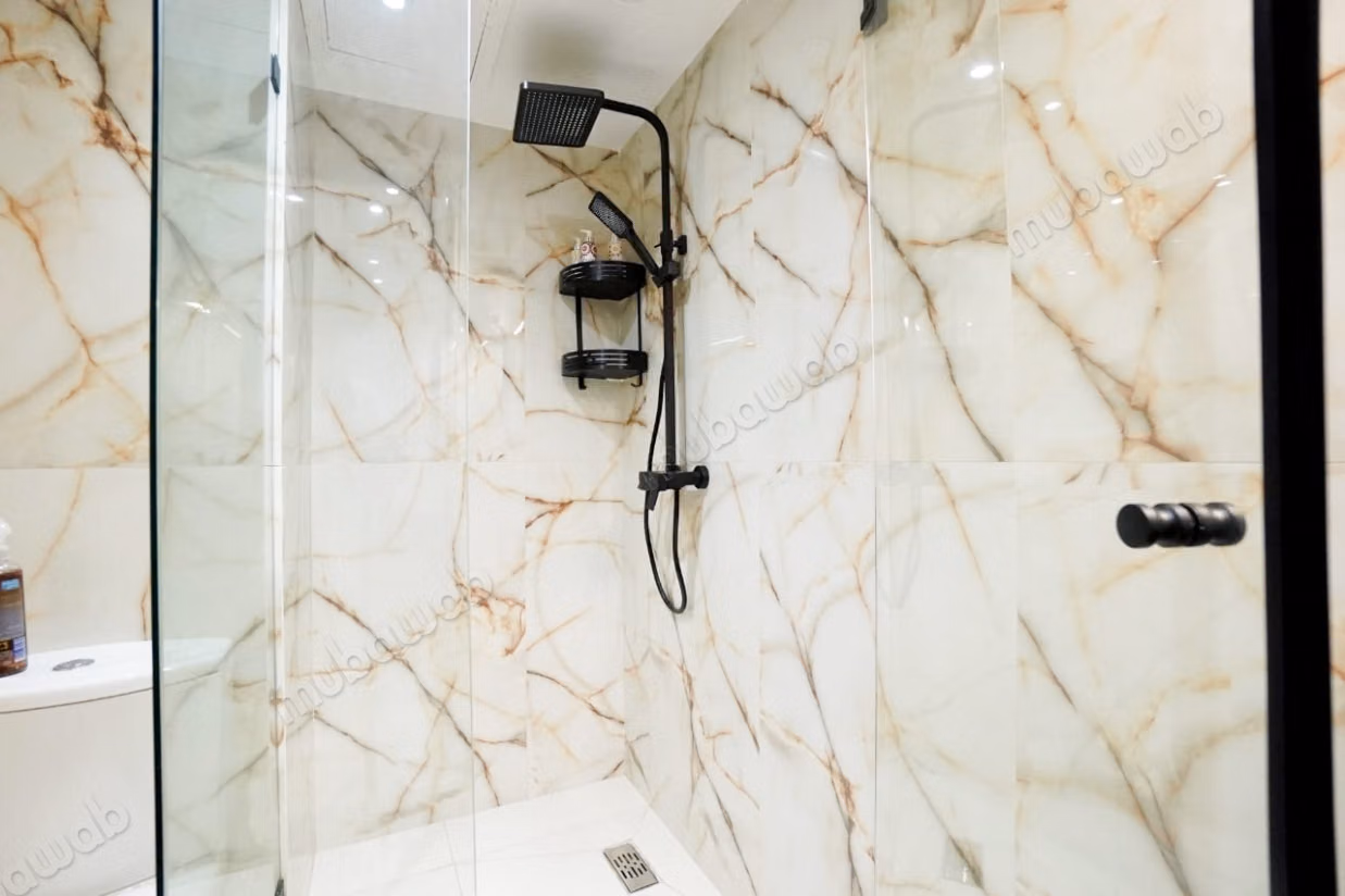 Appartement à louer à Route Casablanca. 
Surface de 92 m². 
Bien meublé