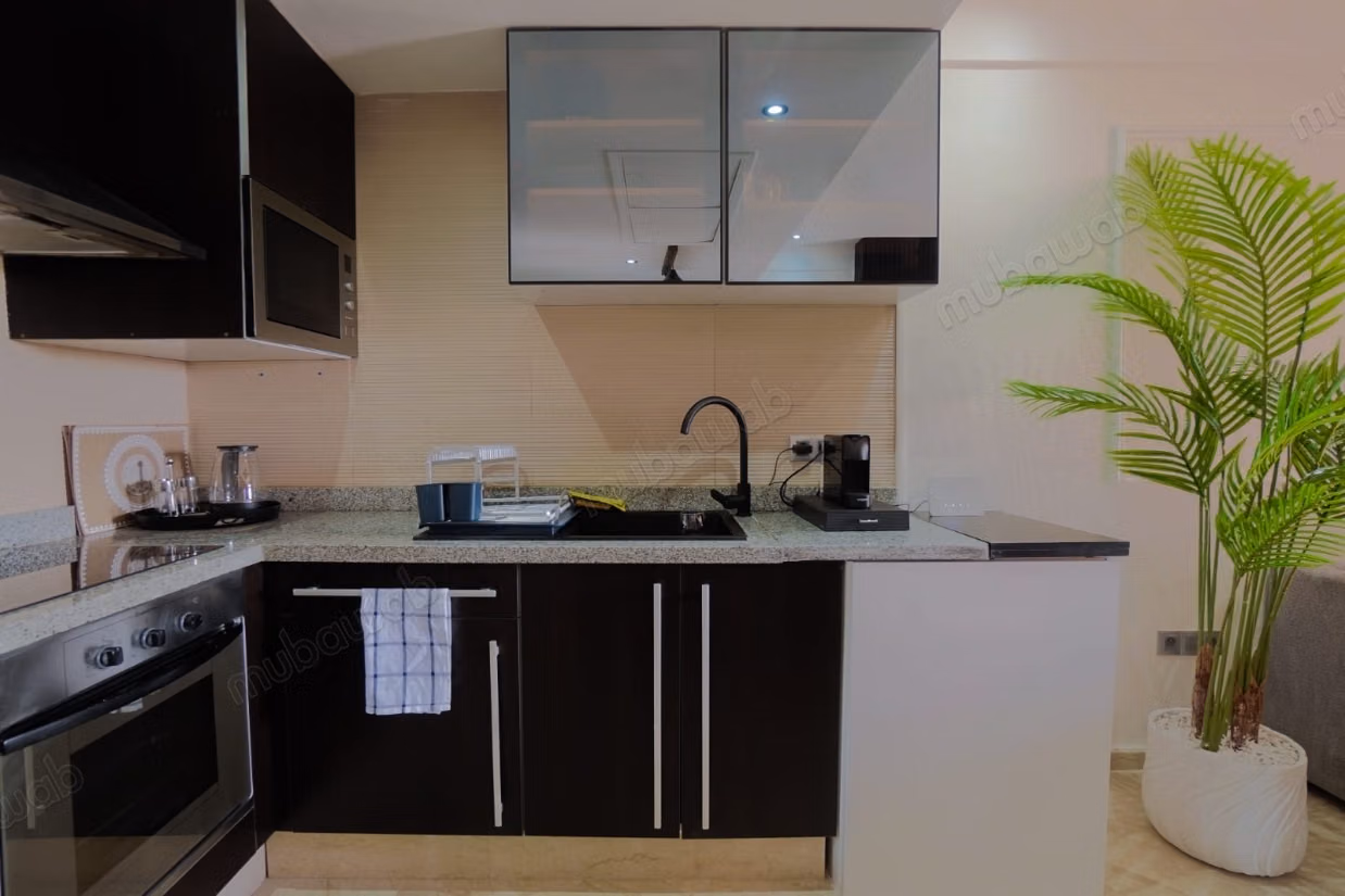 Appartement à louer à Route Casablanca. 
Surface de 92 m². 
Bien meublé
