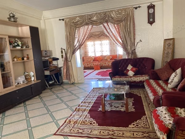 Appartement a Vendre 164m 
Pres du Consulat, Fes