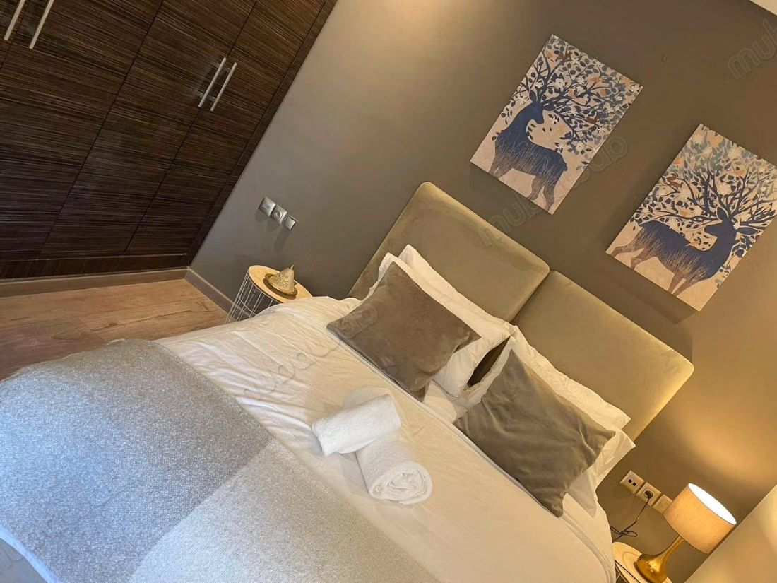 Studio meublé – Racine 
8 000 DH/mois