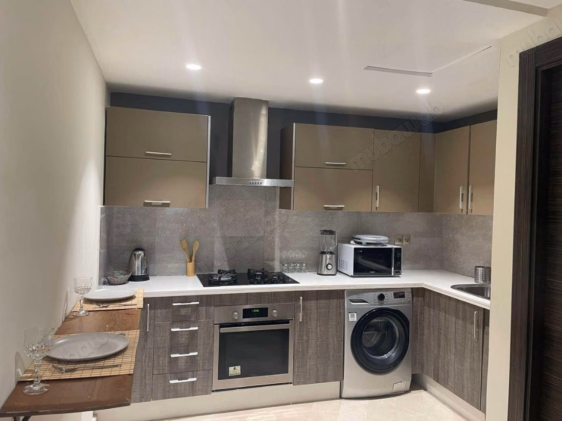 Studio meublé – Racine 
8 000 DH/mois