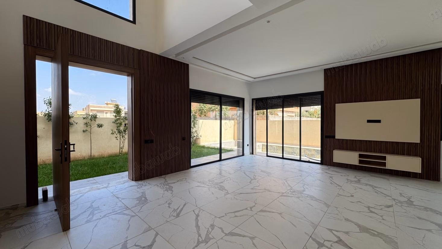 Villa neuve avec piscine 
Résidence Alliances