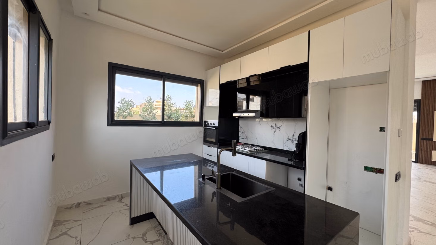 Villa neuve avec piscine 
Résidence Alliances