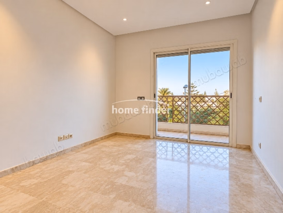 Appartement te huur in Ain Diab 155 m²