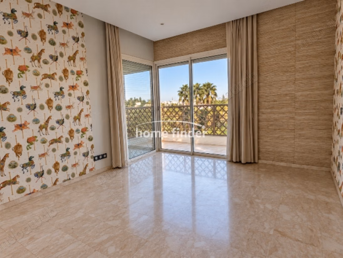 Appartement te huur in Ain Diab 155 m²
